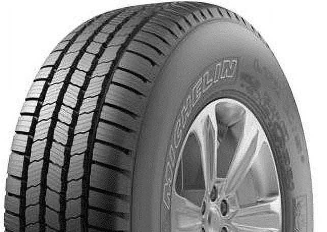 Defender Ltx M/s All-season /60R20/E 121/118R Tire