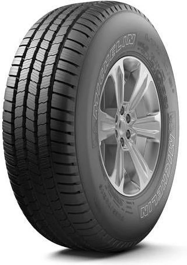 Defender Ltx M/s All-season /60R20/E 121/118R Tire